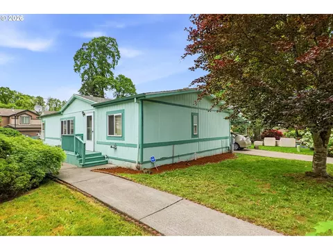 31855 NW Sage Ct, North Plains, OR 97133