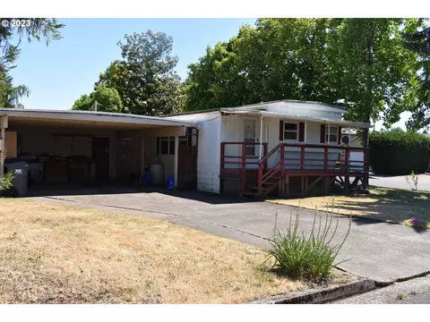 3209 Downing St, Eugene, OR 97408