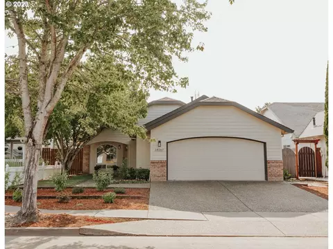 18267 SW 134th Ter, Tualatin, OR 97062