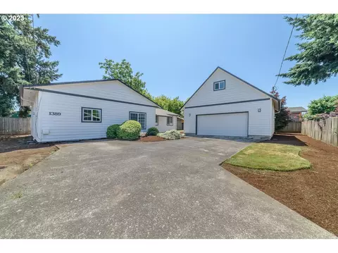 1389 Hughes St, Eugene, OR 97402