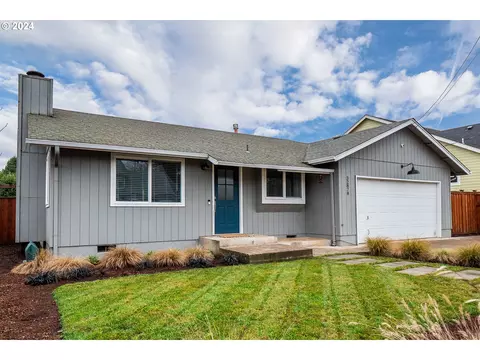 32878 E Mckenzie St, Eugene, OR 97408