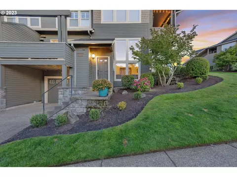 10065 SE Bristol Loop, Happy Valley, OR 97086