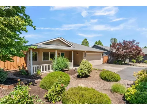 17085 SW King Richard Ct, Sherwood, OR 97140