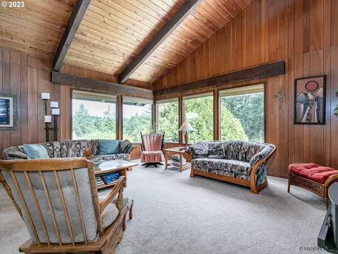 Living - 35170 SE Highway 211, Boring, OR 97009 photo 1 of 5