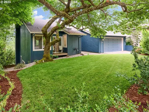 43 Becket St, Lake Oswego, OR 97035