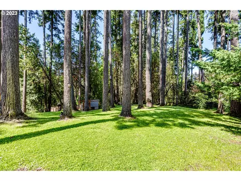Agate St, Eugene, OR 97405 photo 2