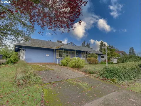 104 Belle Ct, Oregon City, OR 97045