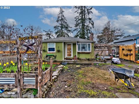 1170 Columbia Ave, Gladstone, OR 97027 photo 1