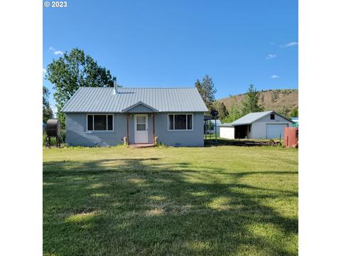 403 W 5th St, Wallowa, OR 97885