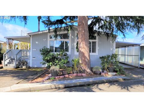 1199 N Terry St #182, Eugene, OR 97402