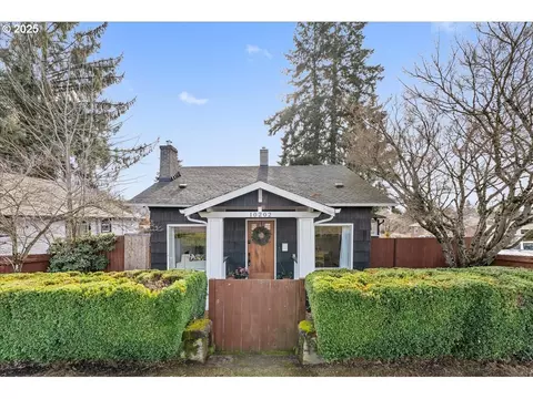 10202 SE Harold St, Portland, OR 97266