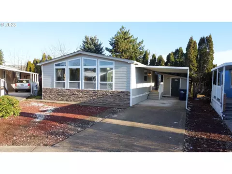 1699 N Terry St #19, Eugene, OR 97402