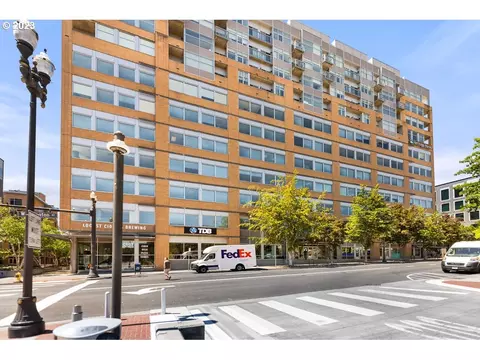 700 Washington St #927, Vancouver, WA 98660