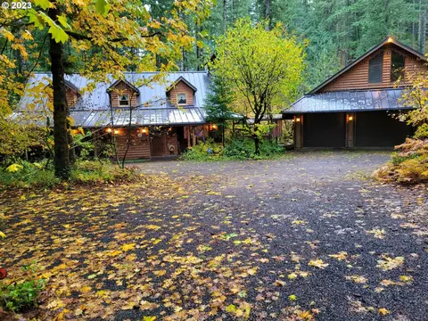 52 Summer Rd, Carson, WA 98610