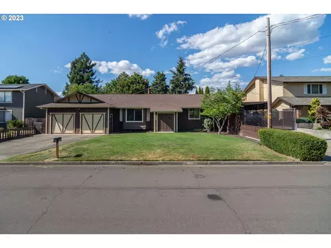 1542 NW Rachel Ave, Roseburg, OR 97471