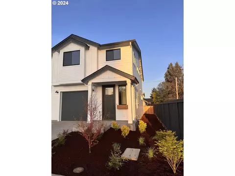 14001 SE Maybrook Ln #L11, Milwaukie, OR 97222