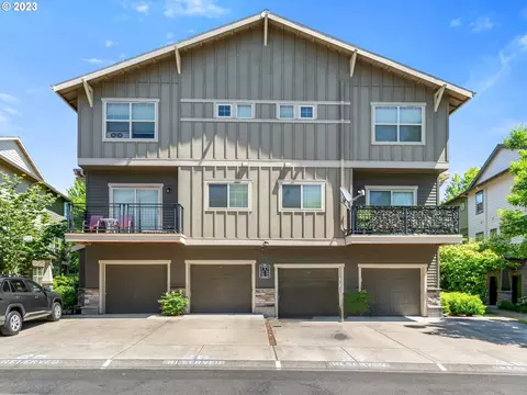 726 NE Adwick Dr, Beaverton, OR 97006