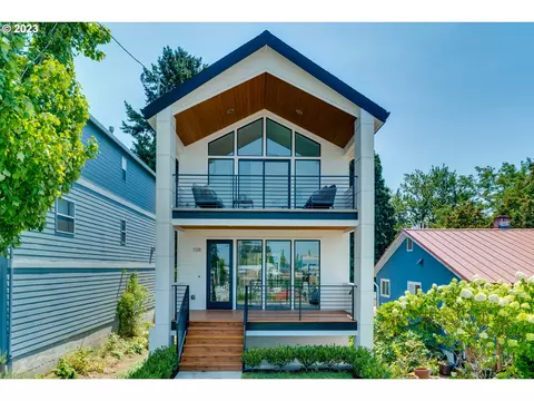 108 NE Bridgeton Rd, Portland, OR 97211