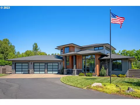 28050 SW 60th Ave, Wilsonville, OR 97070
