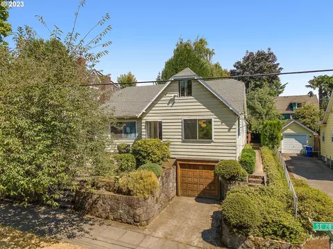 2034 SE 28th Pl, Portland, OR 97214