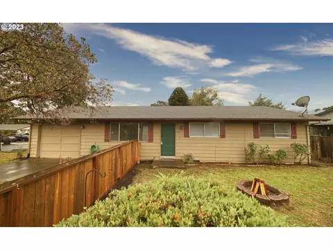 1215 Umatilla St, Saint Helens, OR 97051