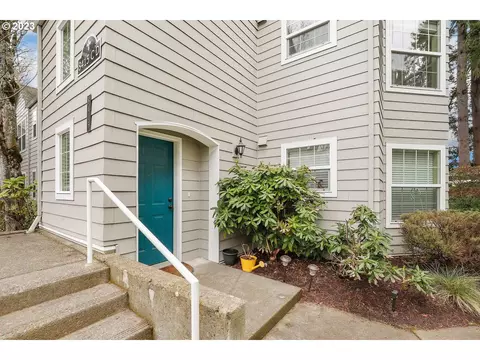 8415 SW Curry Dr # C, Wilsonville, OR 97070