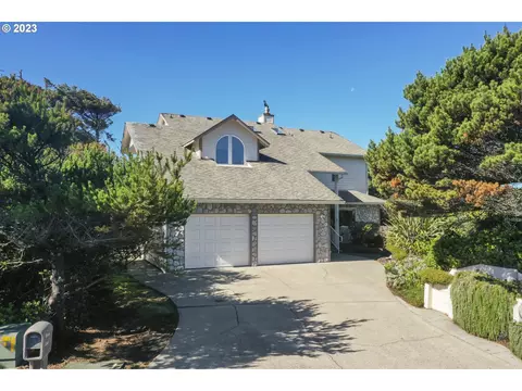 88774 Shoreline Dr, Florence, OR 97439