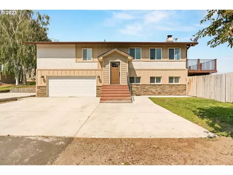 82620 C St, Hermiston, OR 97838