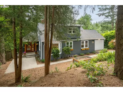 1579 SW Highland Pkwy, Portland, OR 97221