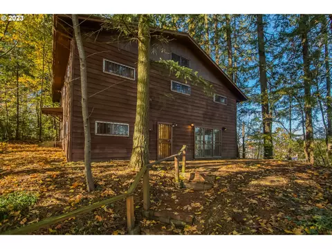 3410 NE 8th St, Gresham, OR 97030