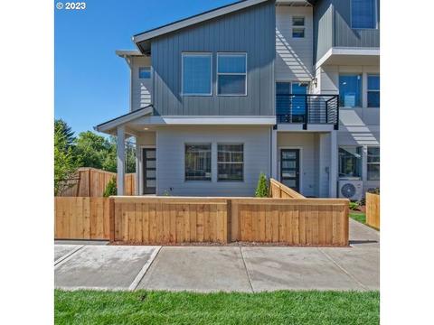 11484 SE Mt Talbert Ave #407, Happy Valley, OR 97086