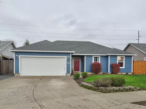 438 SW Kauer Dr, Mcminnville, OR 97128