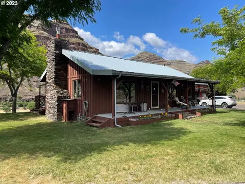 74112 Rimrock Ln, Imnaha, OR 97842