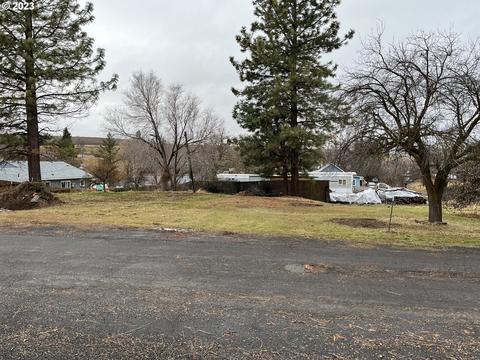 708 Wilson, Wasco, OR 97065