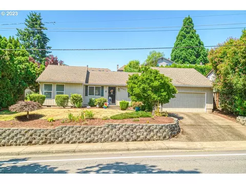 2885 Doaks Ferry Rd NW, Salem, OR 97304