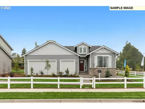 325 Walnut St, Mount Angel, OR 97362