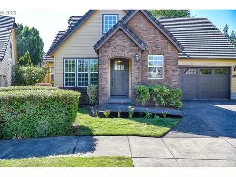 2115 Sparrow Ct, Eugene, OR 97401