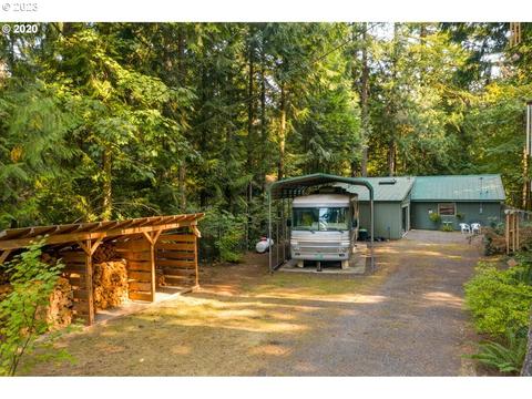 20570 E Country Club Rd, Brightwood, OR 97011
