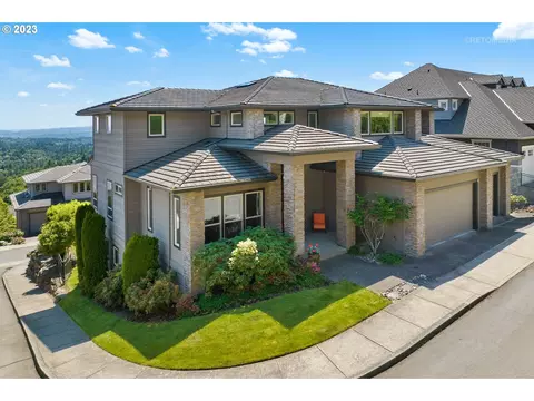 10326 NW Langworthy Ter, Portland, OR 97229