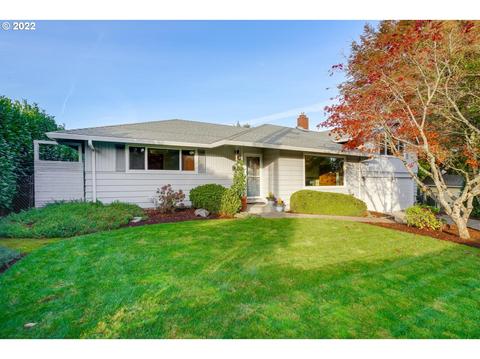 715 NW 4th St, Gresham, OR 97030 photo 1