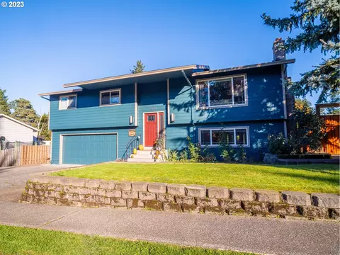 2048 SElliott Pl, Gresham, OR 97080