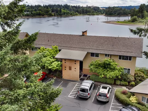 1400 SE Lava Dr #35, Milwaukie, OR 97222