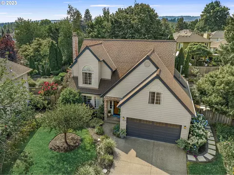29659 SW Lancelot Ln, Wilsonville, OR 97070