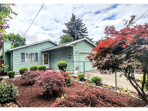 8110 SE Bush St, Portland, OR 97206