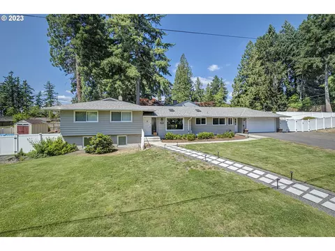10625 SW Hawthorne Ln, Portland, OR 97225