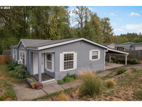18 S Gee Creek Loop, Ridgefield, WA 98642