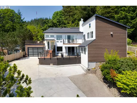 4130 SW Washouga Ave, Portland, OR 97239