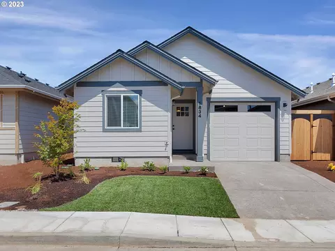 1834 SE Mulberry Ave #46, Dallas, OR 97338