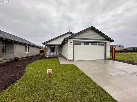 1632 SE Salmonberry St #31, Dallas, OR 97338