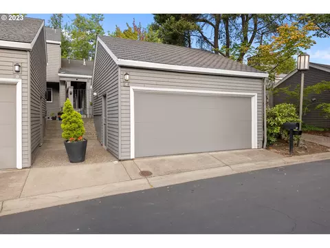 47 Greenridge Ct, Lake Oswego, OR 97035